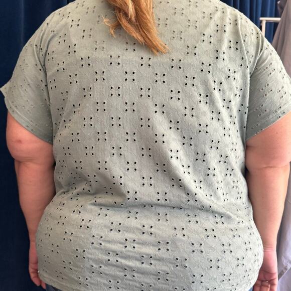 Women plus‎ size 4xl blouse shirt top buttons Sage green very detailed#117 - Picture 2 of 3